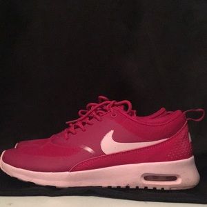 Hot pink Nike air max Thea